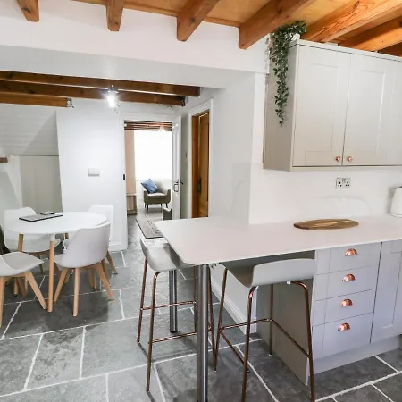 Driftwood * Saltburn-by-the-Sea